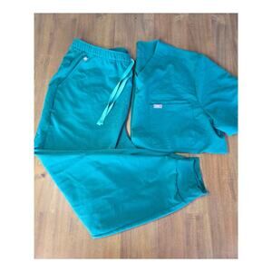Figs Scrubs Set V-neck Top & Jogger pants Woman's XL